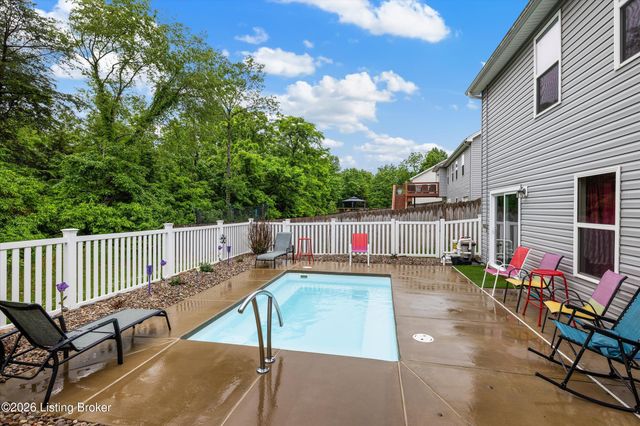 11400 Pebble Trace, Louisville, KY 40229