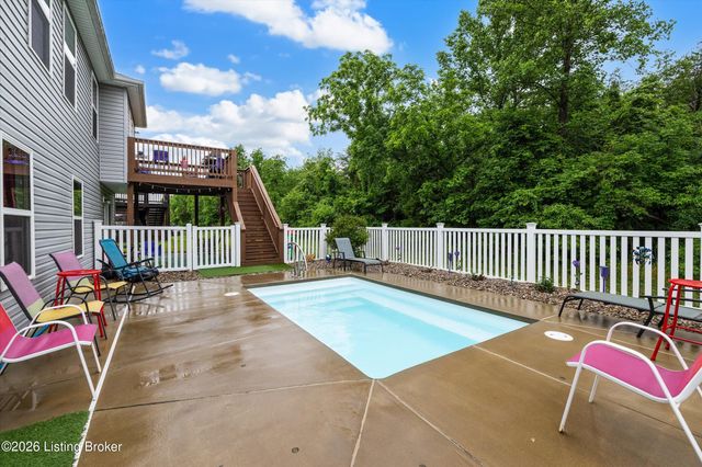 11400 Pebble Trace, Louisville, KY 40229