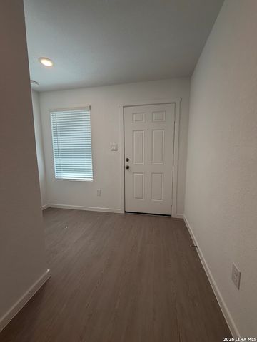 534 Layne Overlook, San Antonio, TX 78253