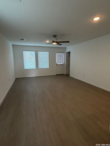 534 Layne Overlook, San Antonio, TX 78253