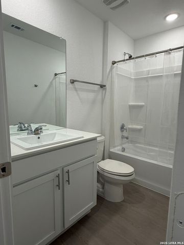 534 Layne Overlook, San Antonio, TX 78253