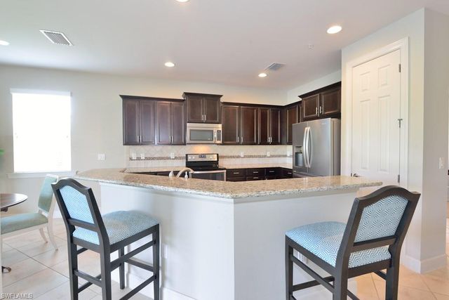 10271 Glastonbury CIR 102, Fort Myers, FL 33913