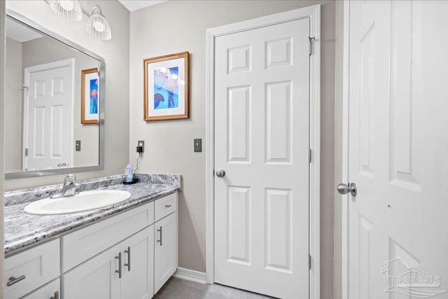 1554 Sandcliff Dr, Pensacola, FL 32507