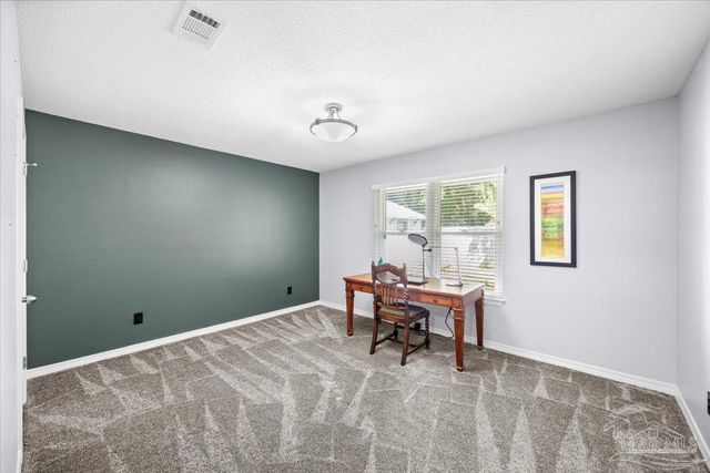 1554 Sandcliff Dr, Pensacola, FL 32507