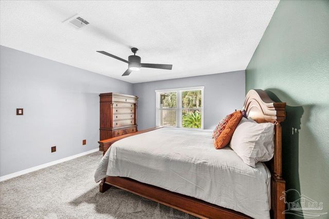 1554 Sandcliff Dr, Pensacola, FL 32507