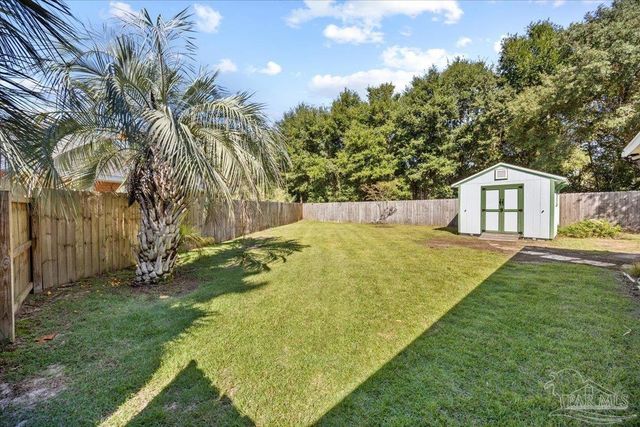 1554 Sandcliff Dr, Pensacola, FL 32507