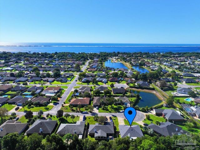 1554 Sandcliff Dr, Pensacola, FL 32507