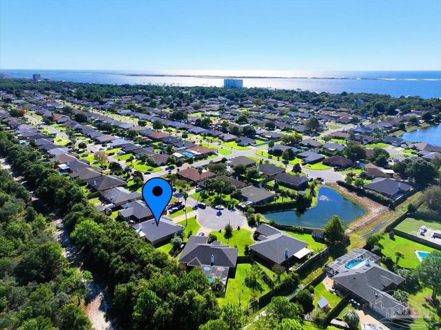1554 Sandcliff Dr, Pensacola, FL 32507