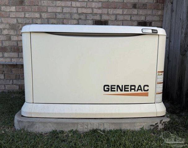 1554 Sandcliff Dr, Pensacola, FL 32507