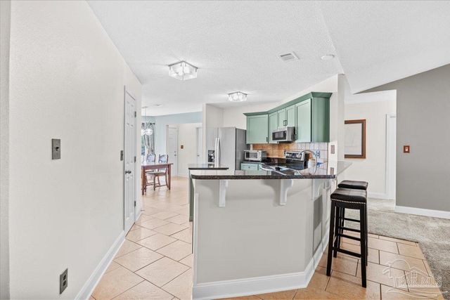 1554 Sandcliff Dr, Pensacola, FL 32507