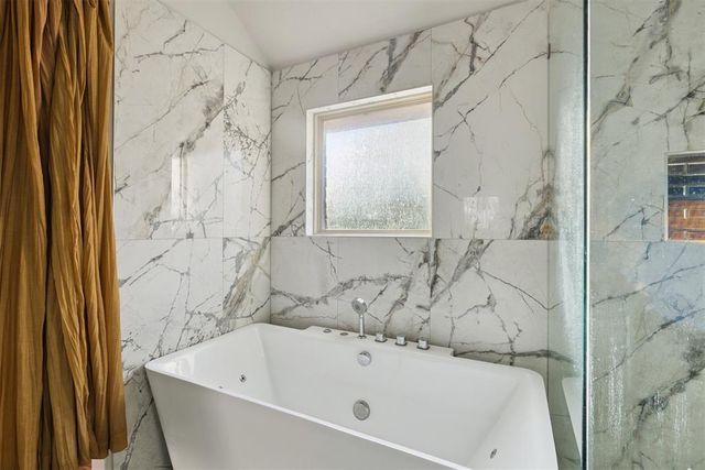 1100 Bryan Drive, Moore, OK 73160