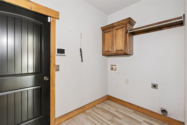 1100 Bryan Drive, Moore, OK 73160