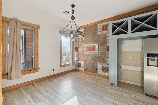 1100 Bryan Drive, Moore, OK 73160