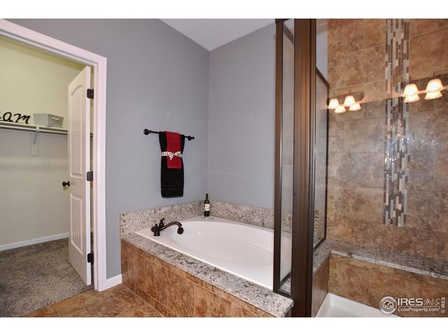 623 Callisto Dr 2-102, Loveland, CO 80537