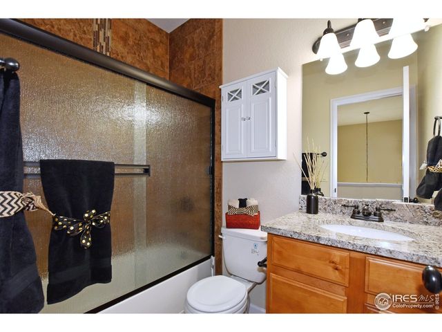 623 Callisto Dr 2-102, Loveland, CO 80537