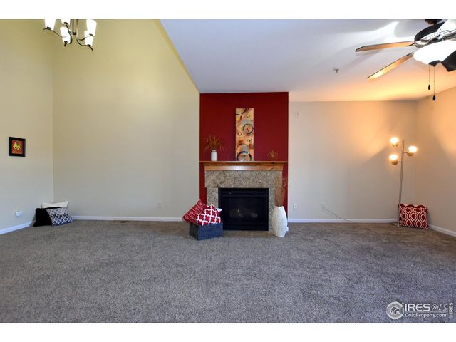 623 Callisto Dr 2-102, Loveland, CO 80537