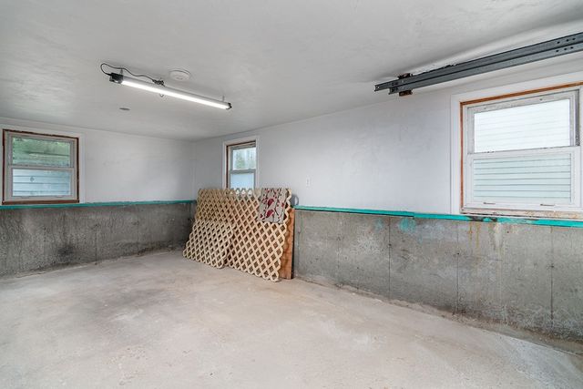 19 Nichols Lane, Westerly, RI 02891