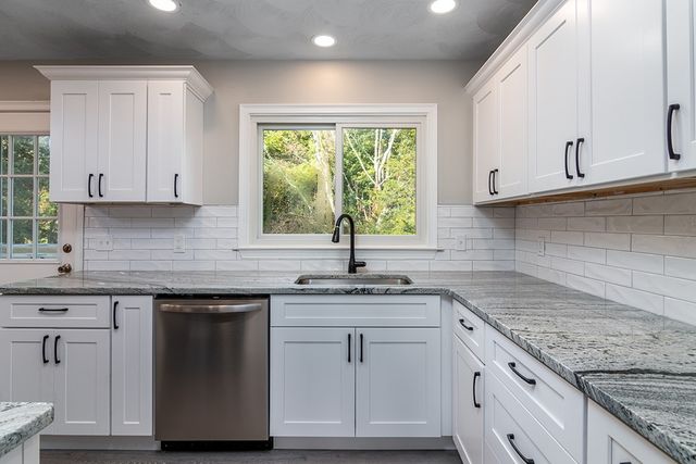 19 Nichols Lane, Westerly, RI 02891