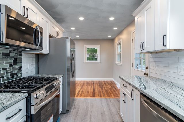 19 Nichols Lane, Westerly, RI 02891