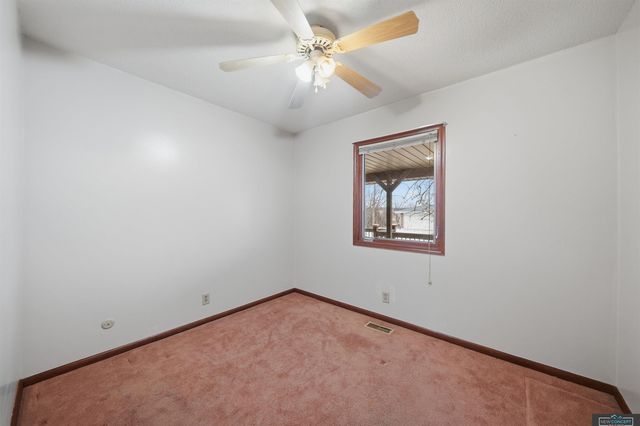 341 Elk Creek Road, Malcolm, NE 68402