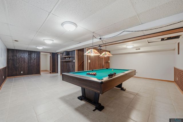 341 Elk Creek Road, Malcolm, NE 68402