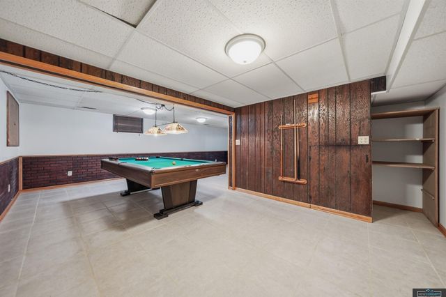 341 Elk Creek Road, Malcolm, NE 68402