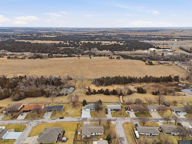 341 Elk Creek Road, Malcolm, NE 68402