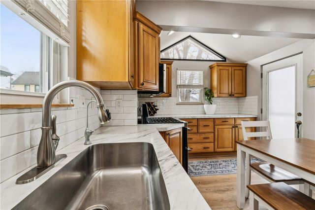 1020 2nd St, Beaver, PA 15009