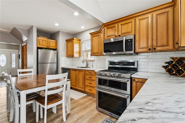 1020 2nd St, Beaver, PA 15009