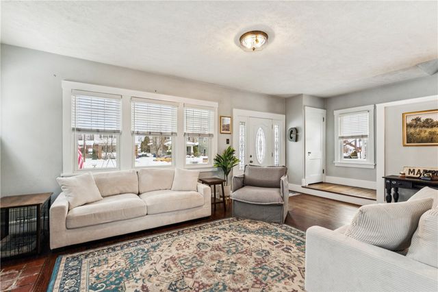 1020 2nd St, Beaver, PA 15009