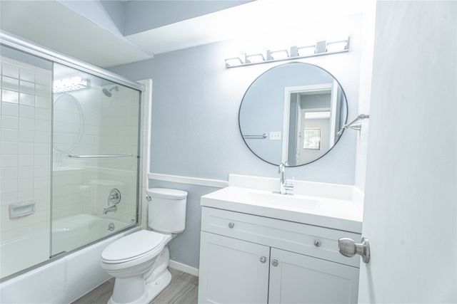 1506 trowbrigde Street, Garland, TX 75044
