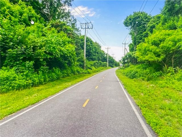 20 Whitford Street, Coventry, RI 02816
