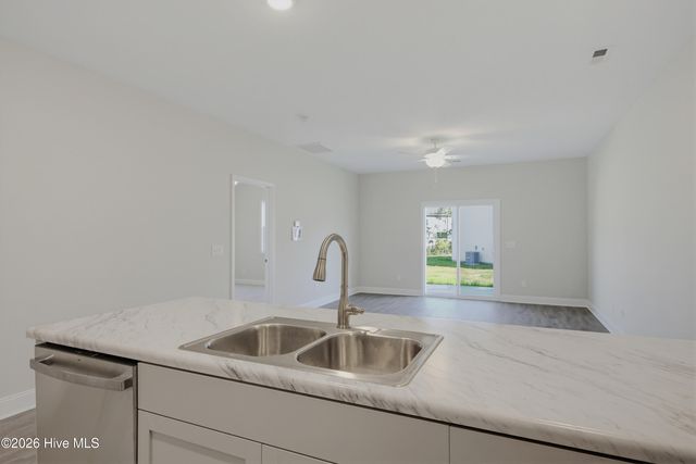 208 Sandpiper Place, Holly Ridge, NC 28445