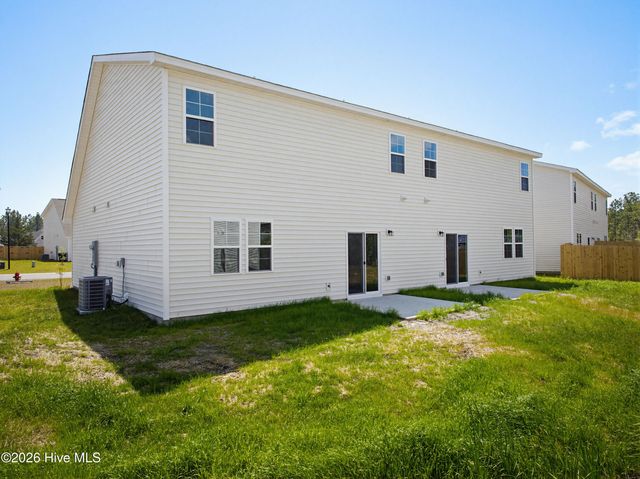 208 Sandpiper Place, Holly Ridge, NC 28445