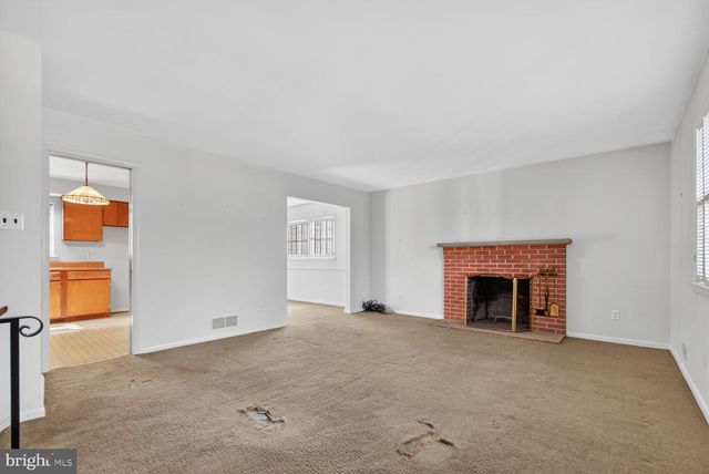 4612 9TH ST S, Arlington, VA 22204