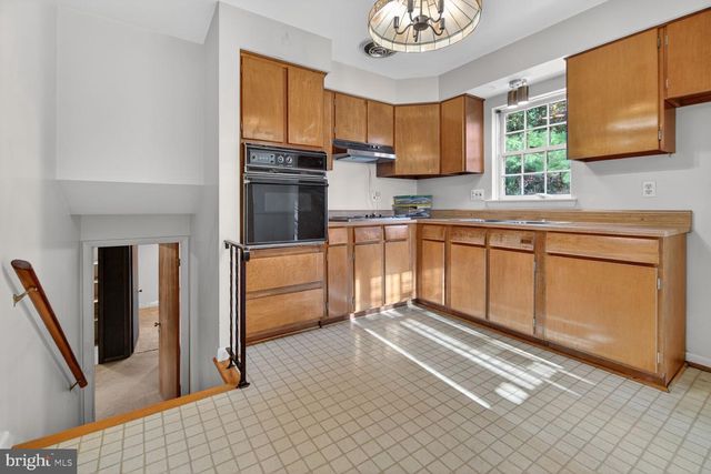 4612 9TH ST S, Arlington, VA 22204