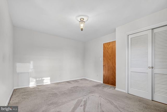 4612 9TH ST S, Arlington, VA 22204