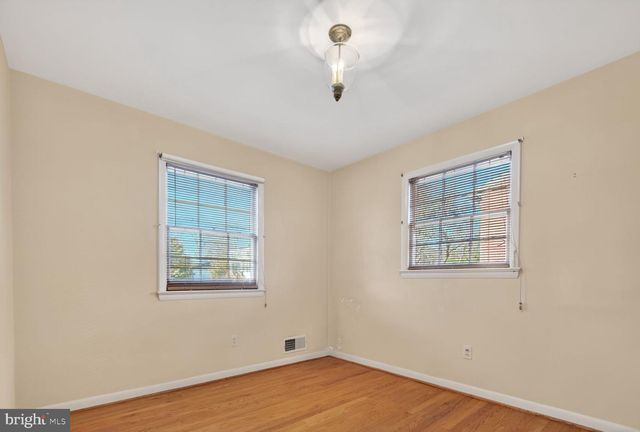 4612 9TH ST S, Arlington, VA 22204