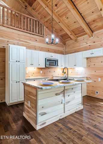 106 Raccoon Ln Lane, Jamestown, TN 38556