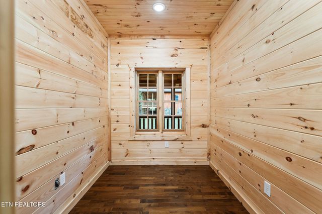 106 Raccoon Ln Lane, Jamestown, TN 38556