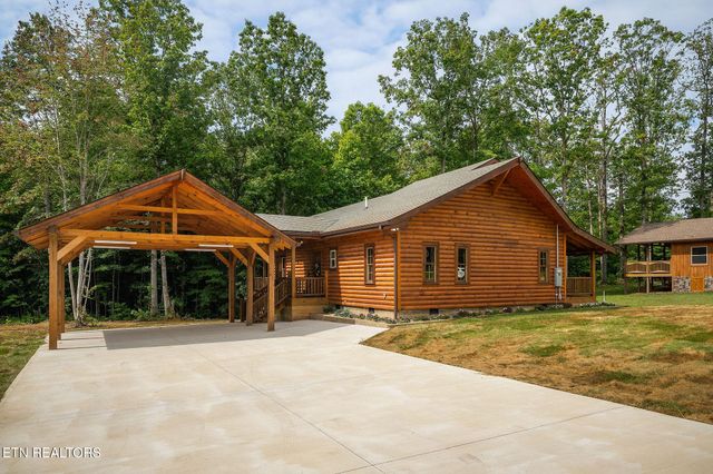 106 Raccoon Ln Lane, Jamestown, TN 38556