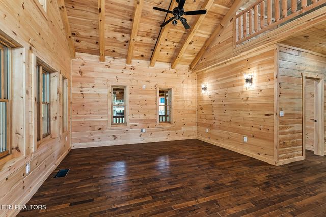 106 Raccoon Ln Lane, Jamestown, TN 38556