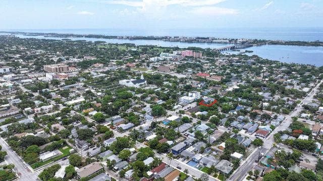 301 S M Street, Lake Worth Beach, FL 33460