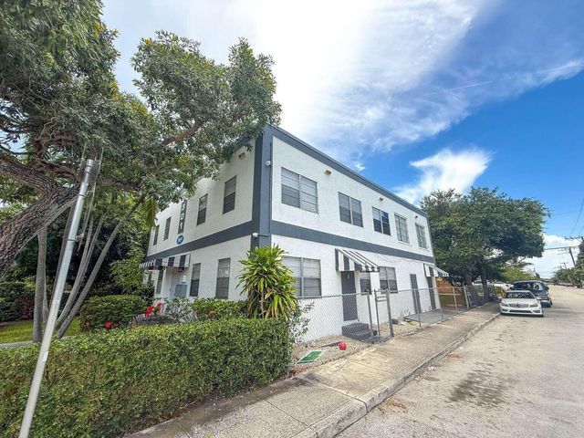 301 S M Street, Lake Worth Beach, FL 33460