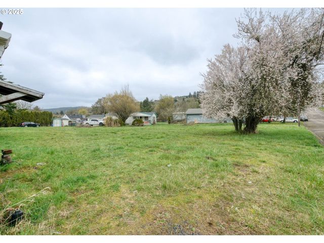 510 Ne HILL St, Sheridan, OR 97378