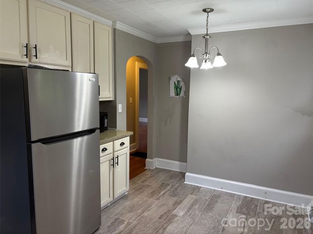 316 E Statesville Avenue, Mooresville, NC 28115