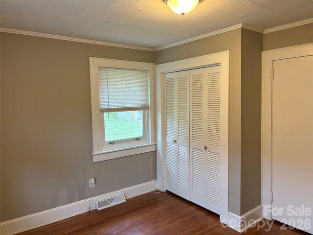 316 E Statesville Avenue, Mooresville, NC 28115