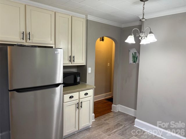 316 E Statesville Avenue, Mooresville, NC 28115