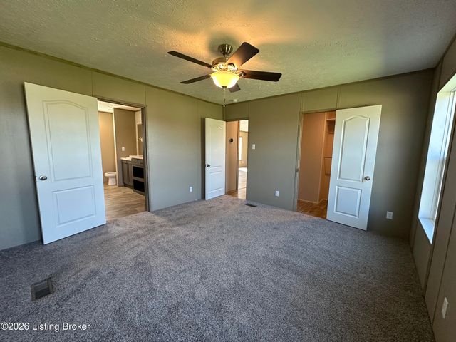 115 E Maple St, Irvington, KY 40146