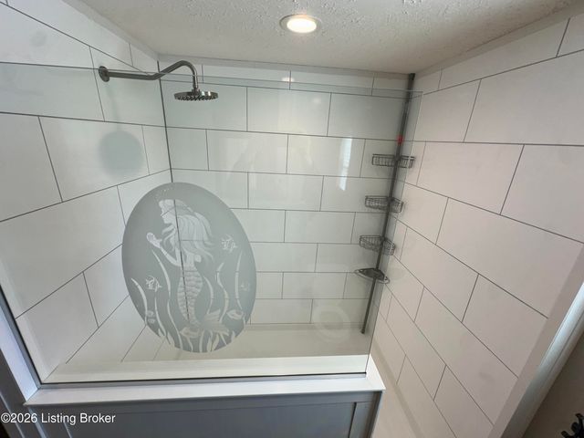 115 E Maple St, Irvington, KY 40146